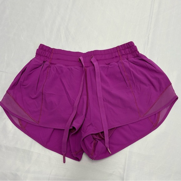lululemon athletica Pants - Lululemon Women’s 6 Pink Hotty Hot Running Lined Shorts 2.5” Lightweight Swift